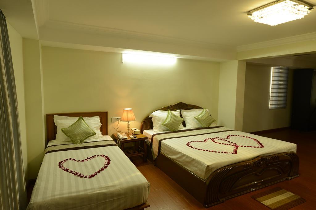 Win Star Hotel Mandalay Buitenkant foto